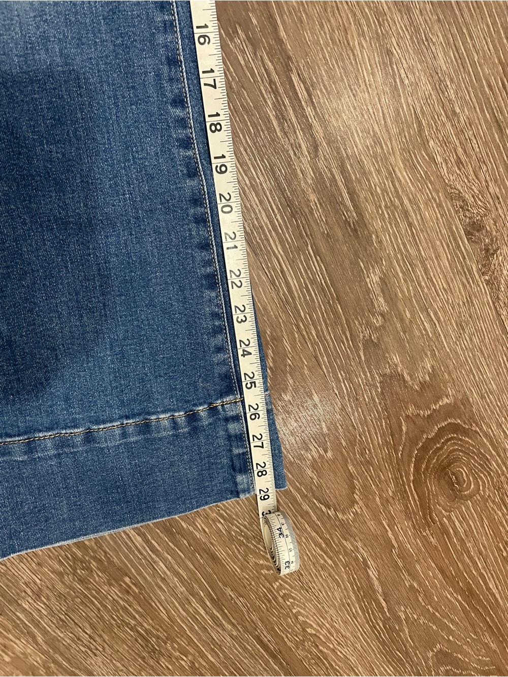 GAP Medium Blue 70s flare high rise jeans petite - Picture 4 of 5